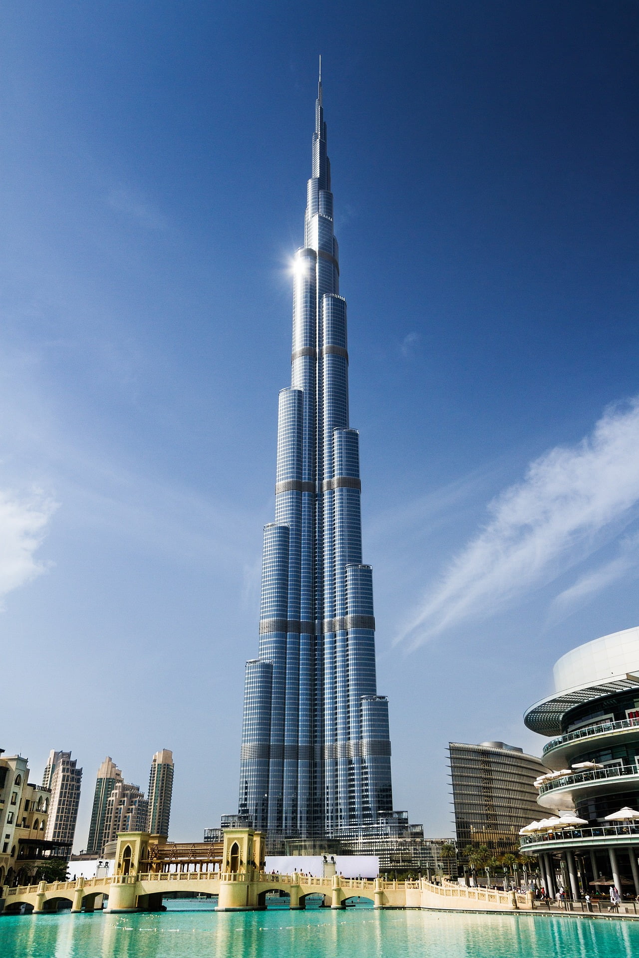 The-tallest-tower-in-the-world-Glimpses-of-the-World