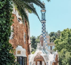 Park-Guell-chimneys-Glimpses-of-the-World