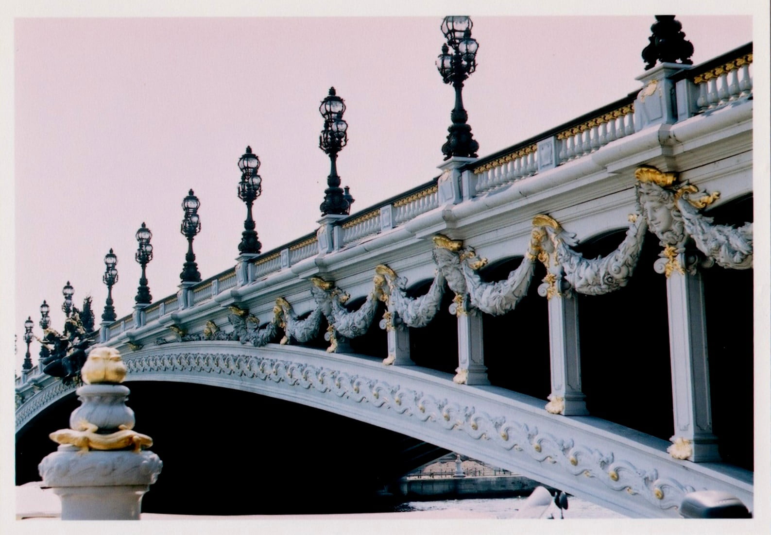 Paris-bridges-Glimpses-of-the-World