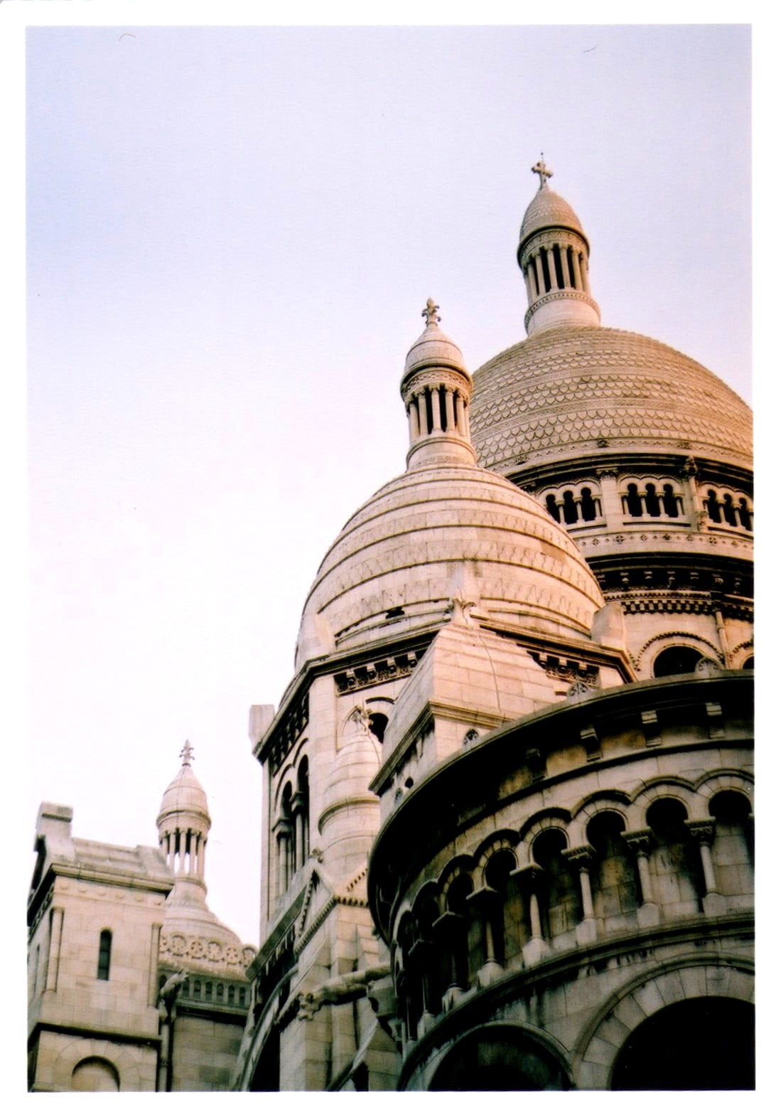 Paris-church-Glimpses-of-the-World