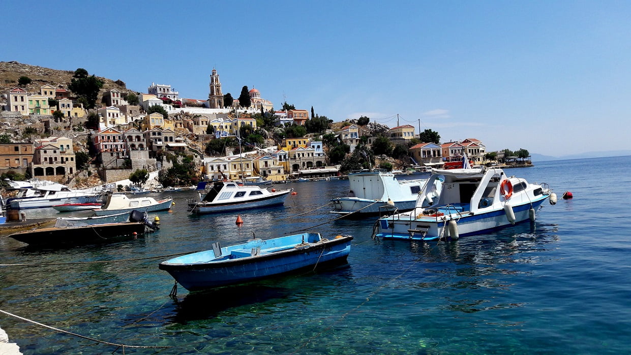symi-greece-boats-glimpses-of-the-world