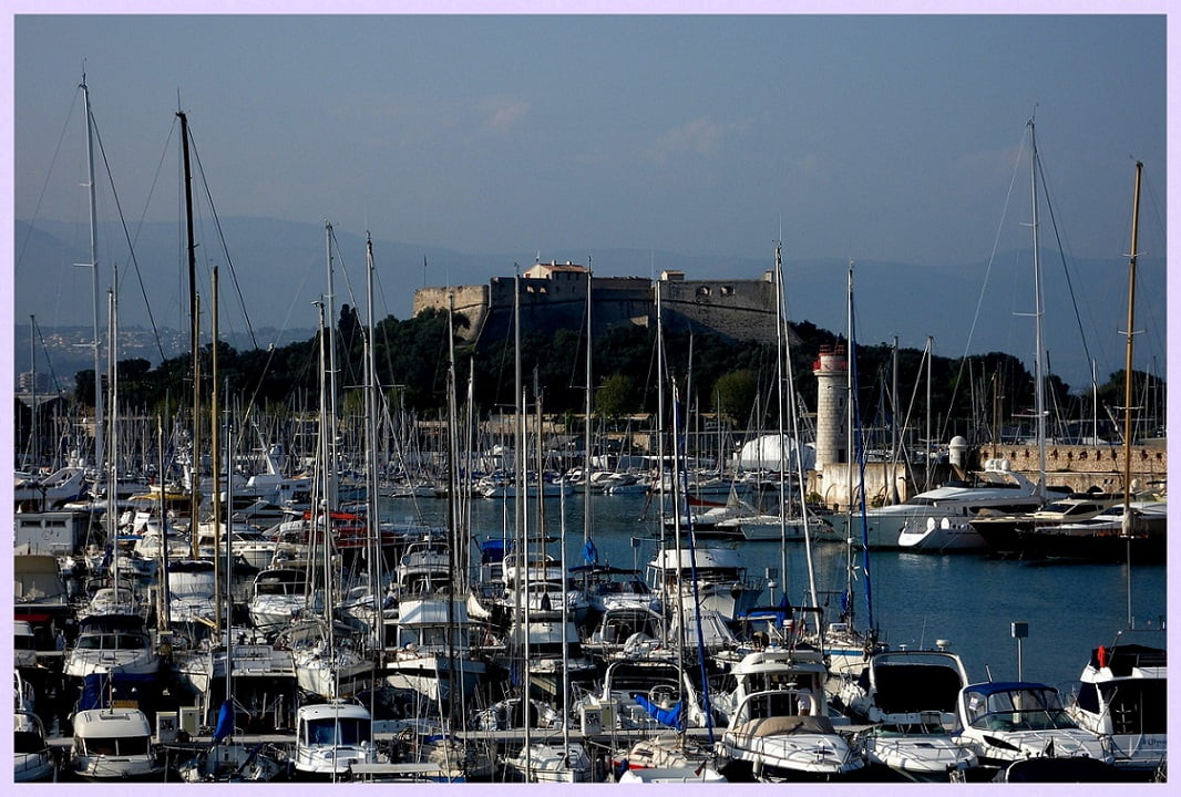 French-Riviera-harbor-Glimpses-of-The-World