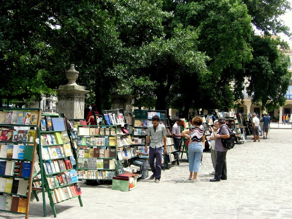 Cuba-books-Glimpses-of-The-World