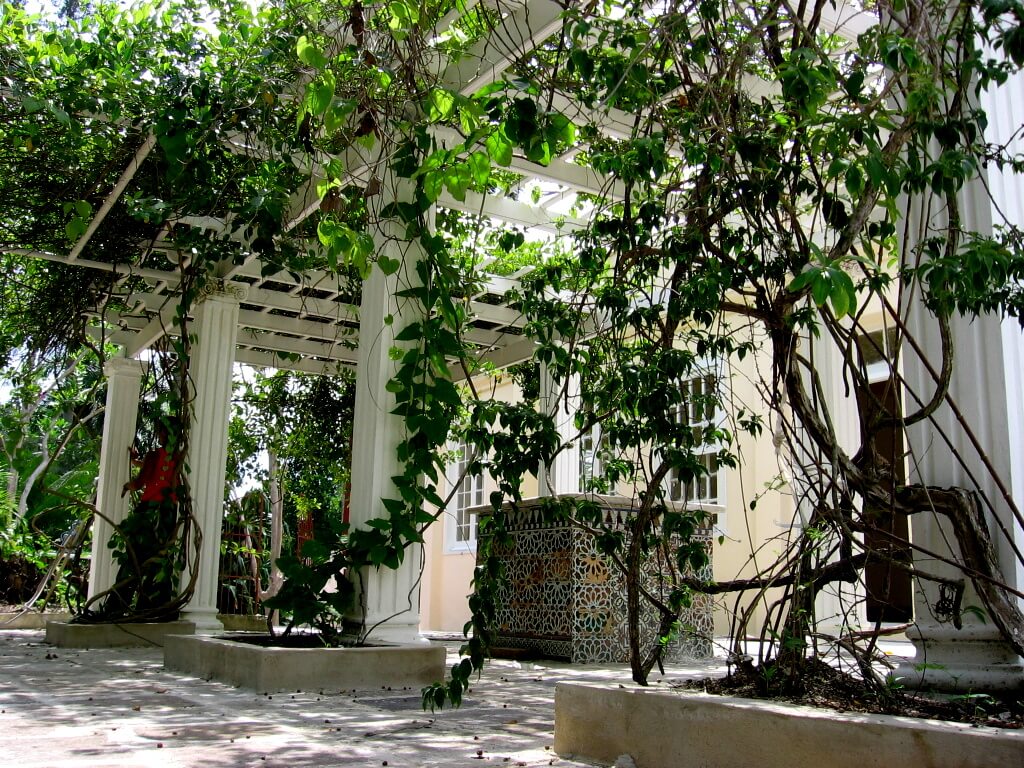 Cuba-Hemingway-house-Glimpses-of-The-World
