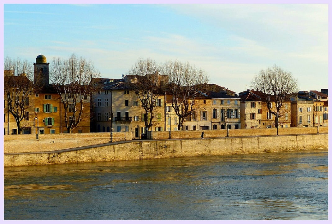 Arles-South-of-France-Glimpses-of-the-World