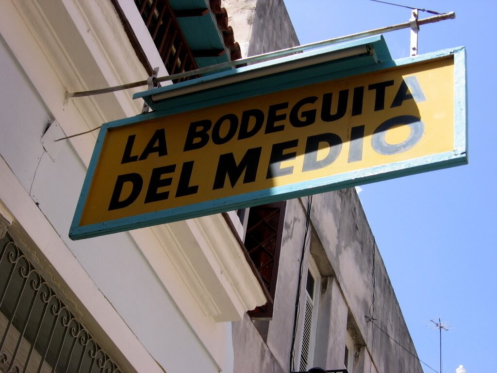 Cuba-La-Bodeguita-del-Medio-Glimpses-of-The-World