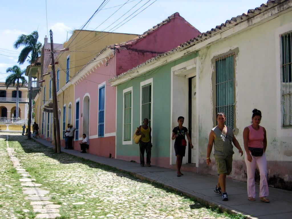Cuba-towns-Glimpses-of-The-World