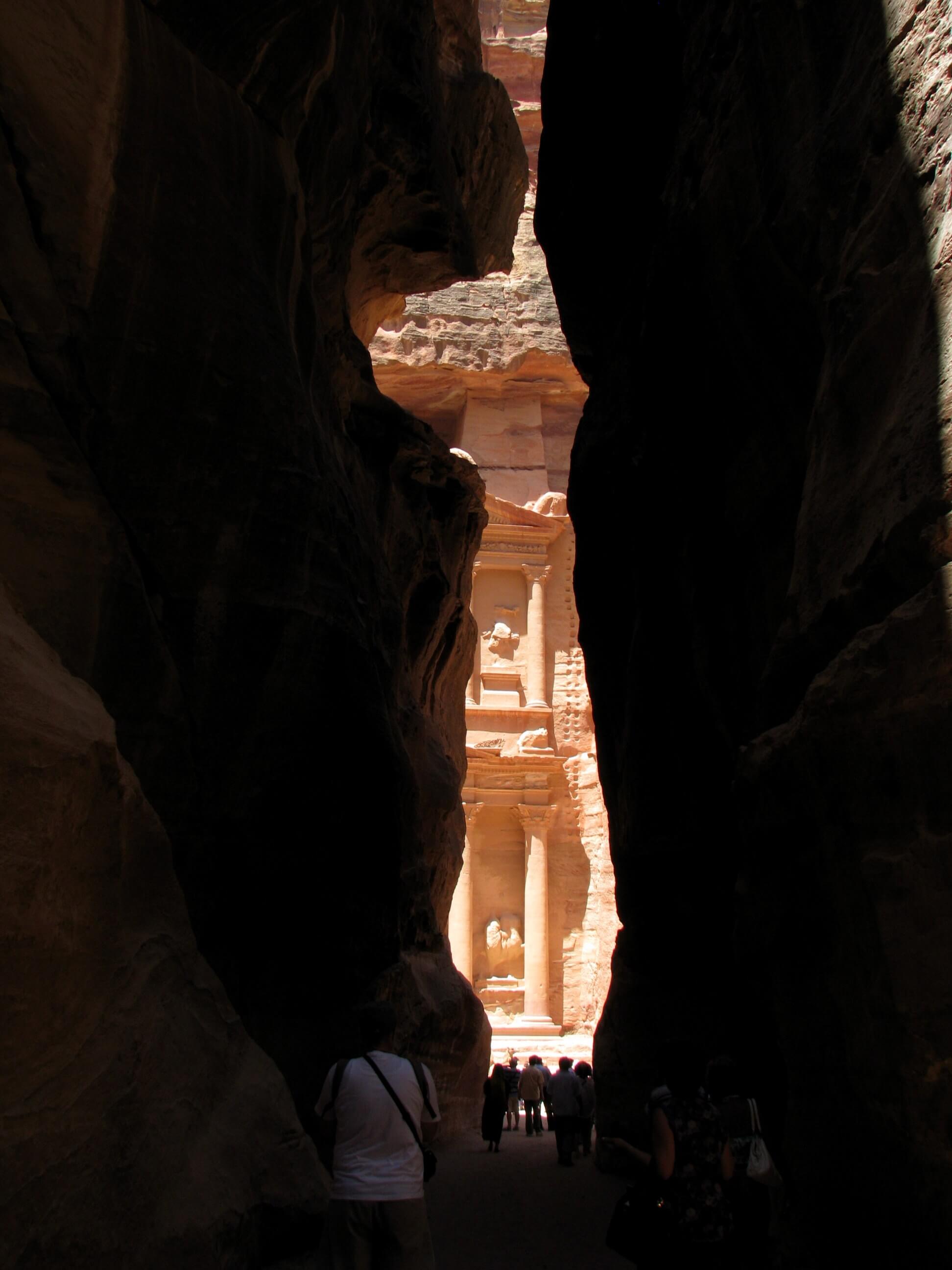 Jordan-Petra-Glimpses-of-The-World