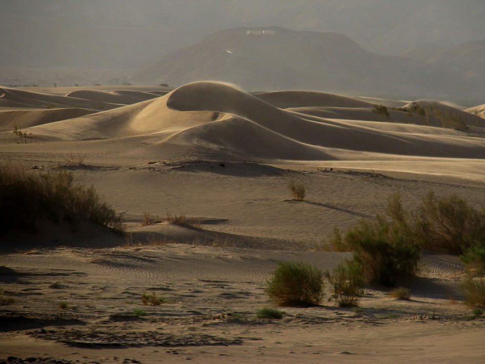 Jordan-sand-dune-Glimpses-of-The-World