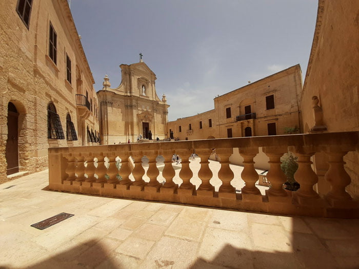 Malta-Victoria-Gozo-Glimpses-of-the-World