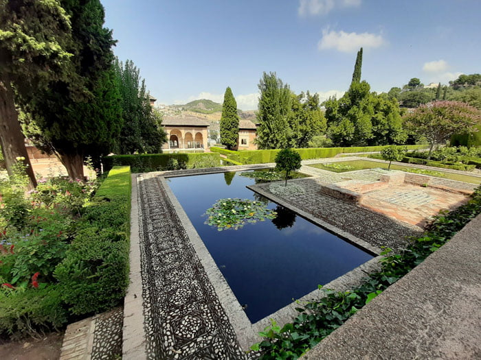 Granada-Andalusia-Spain-Alhambra-Glimpses-of-the-World
