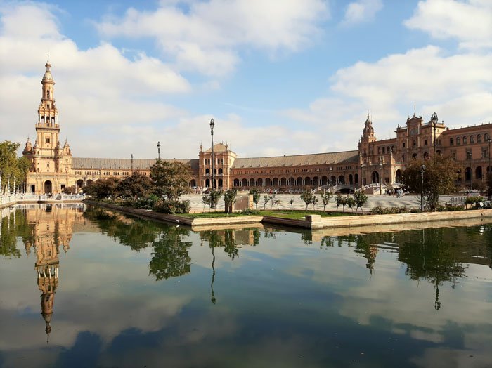 Seville-Spain-Plaza-de-Espana-Glimpses-of-the-World