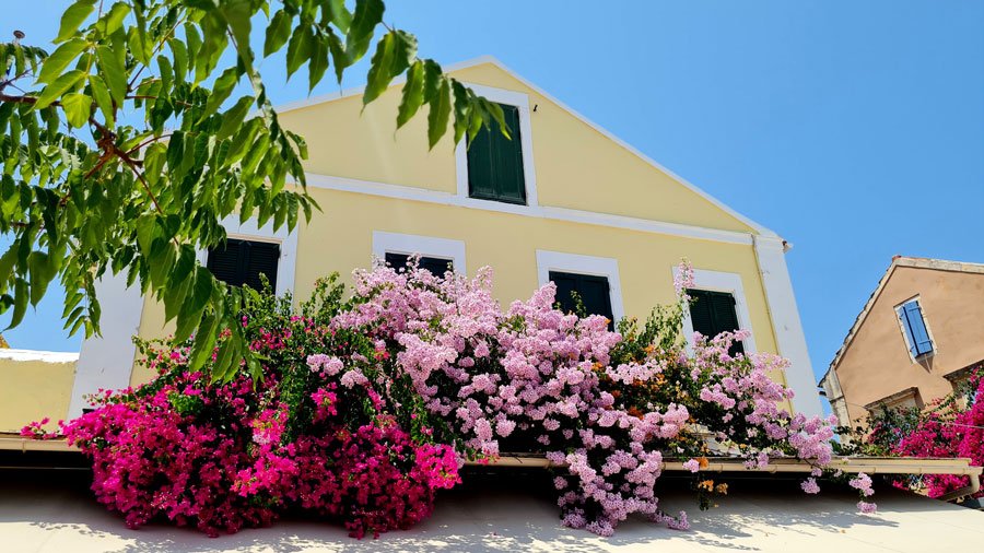 Kefalonia architecture Glimpses of the World