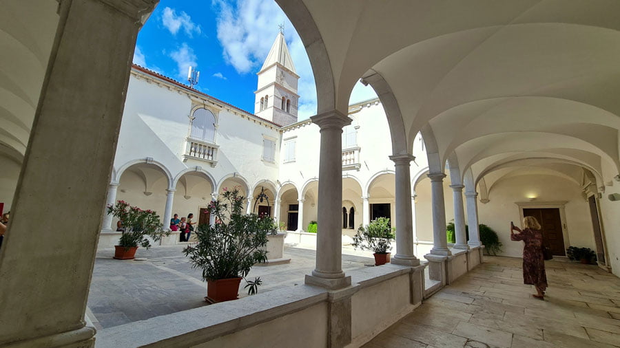 Monastery courtyard Piran